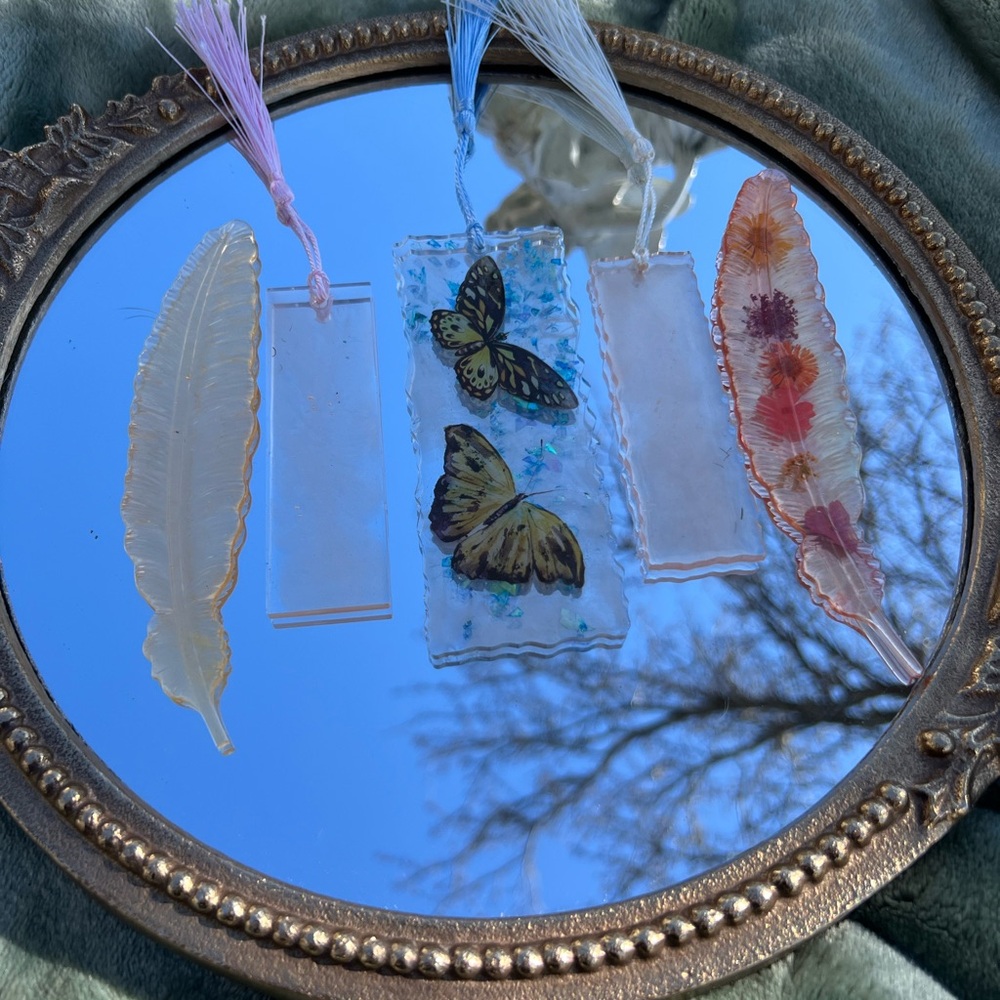 feather bookmark - Picture 2 of 3
